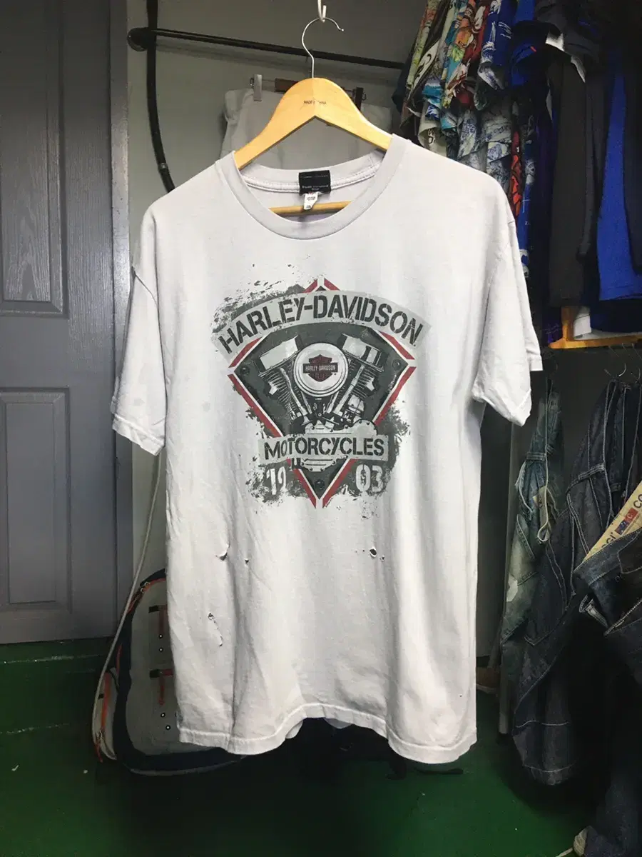 l)harley davidson tee