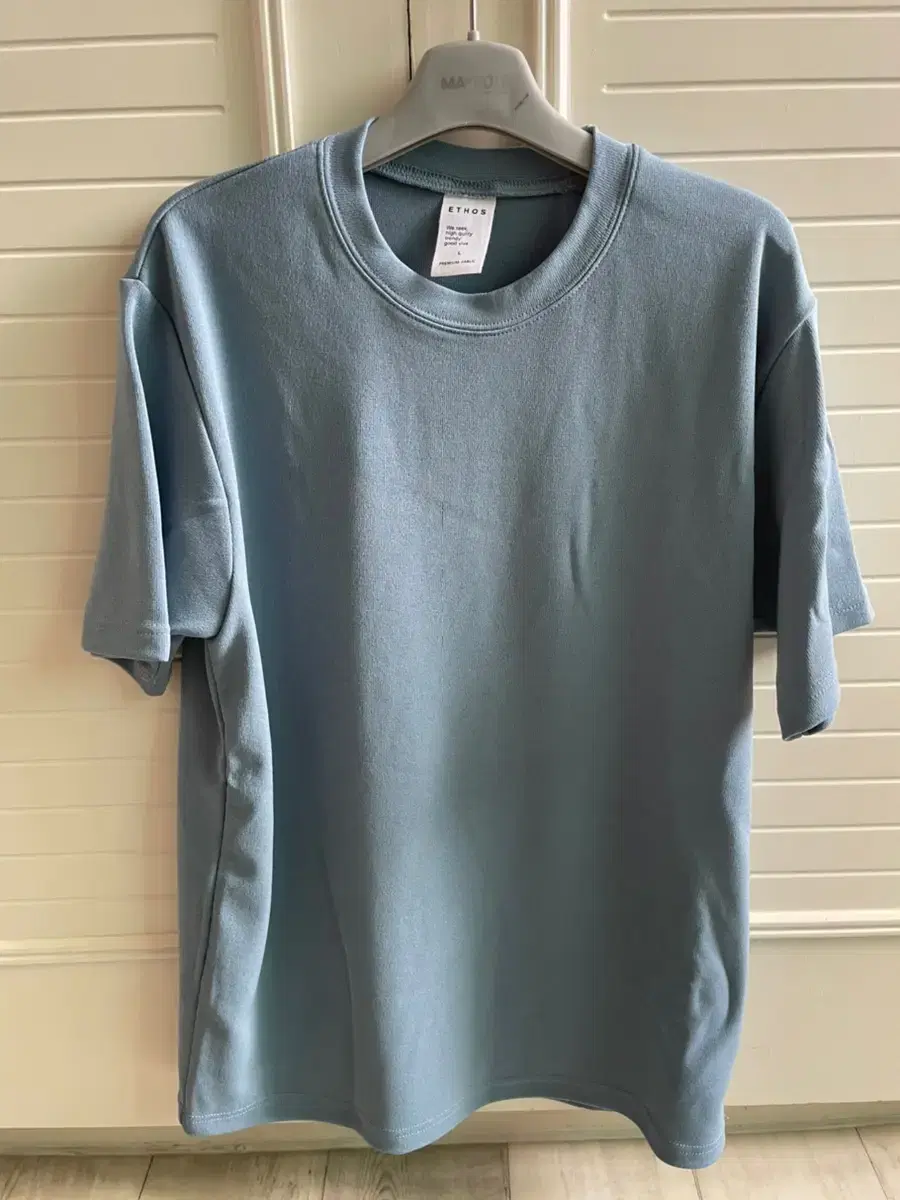 [New] L size vahn short sleeve tee