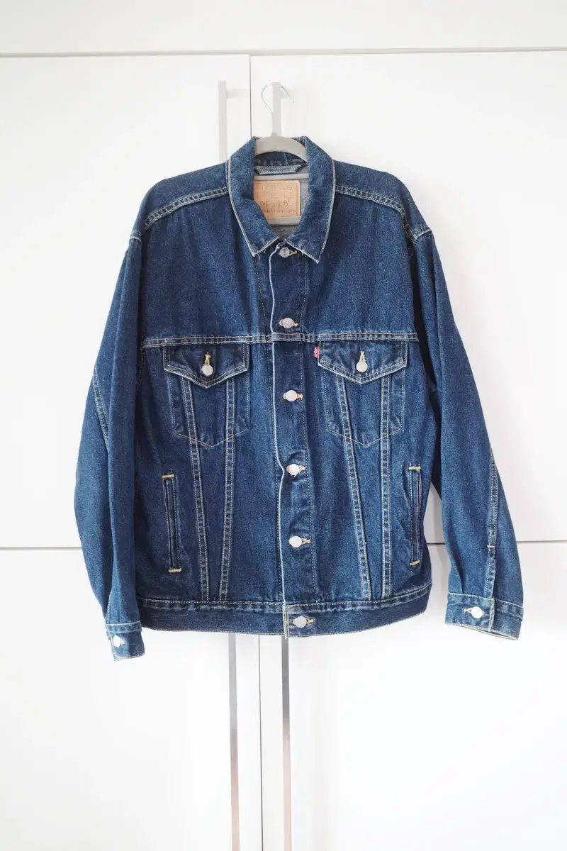 LVC Levis Vintage Clothing Denim Trucker