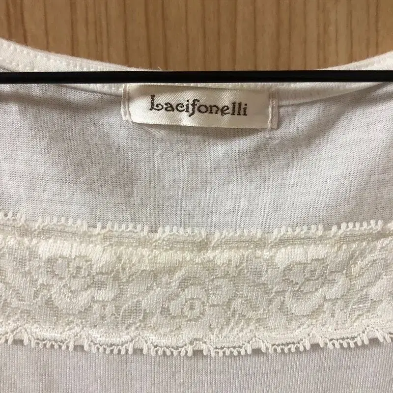 Vintage lacifonelli ivory lace t