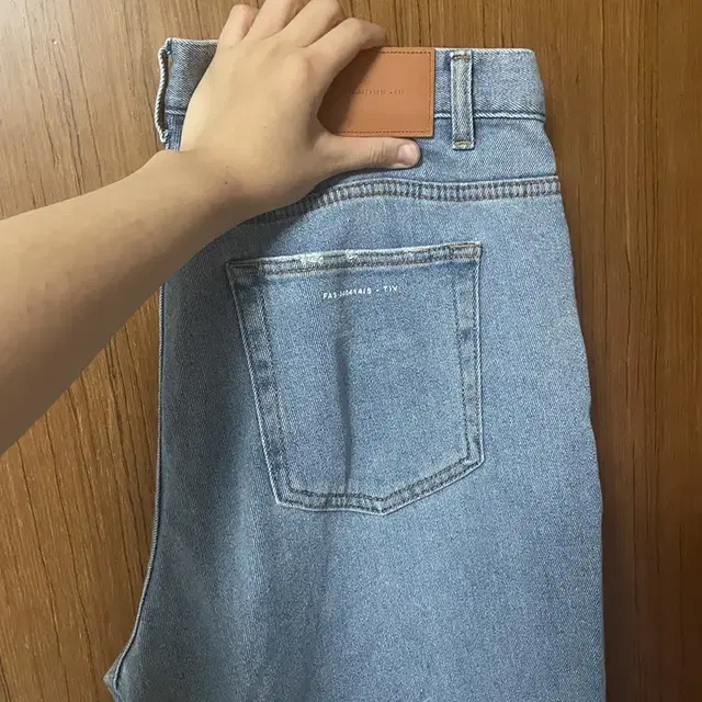 페이탈리즘 데님 연청 NERD WASHED WIDE FIT