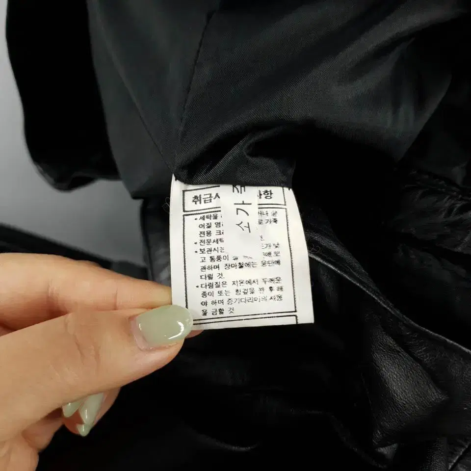 빈티지 블랙 소가죽 레더 반바지 하프팬츠  SIZE 31