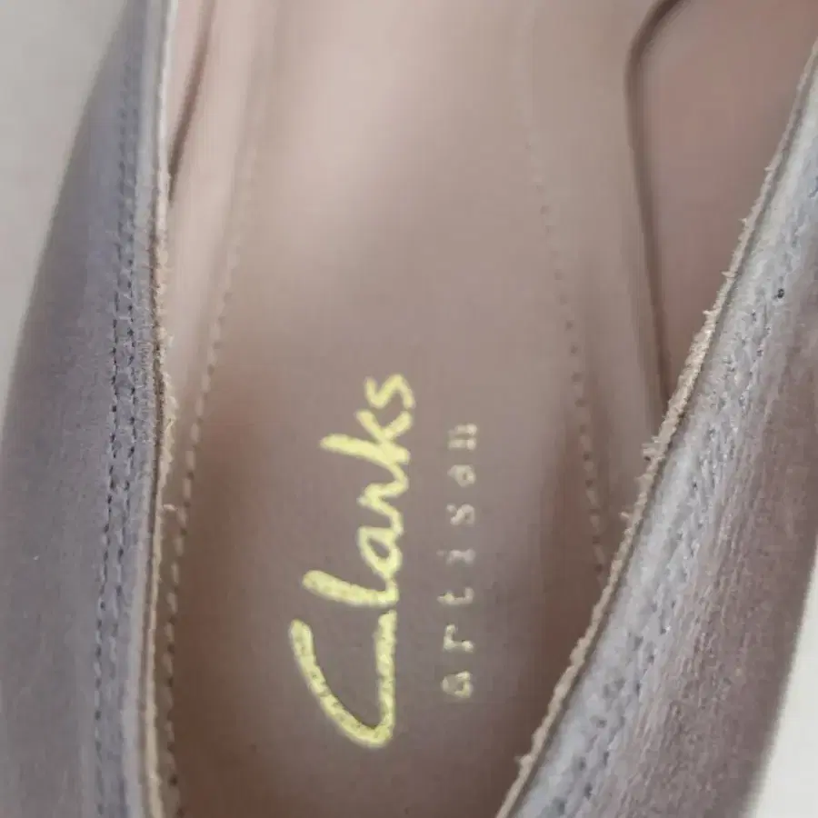 Clarks 클락스 로퍼 컴포트화 235사이즈