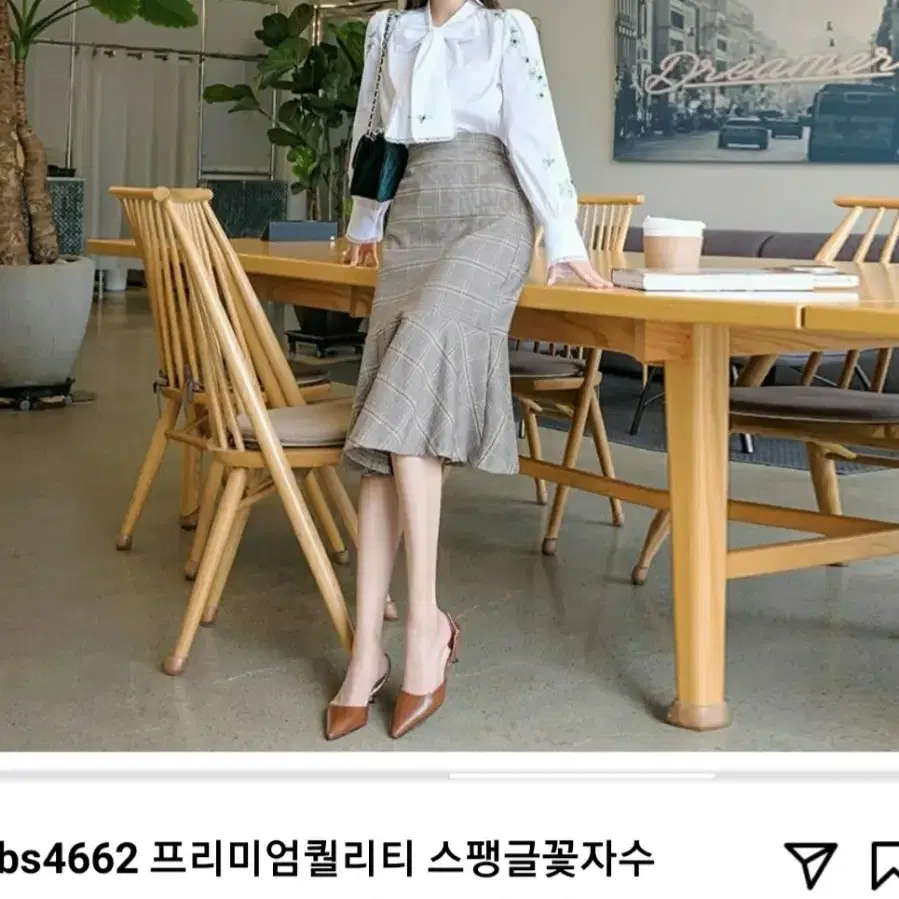 아이유 장만월 스카프블라우스 호텔델루나 넥리본꽃자수타이셔츠밀크코코아뜨랑스