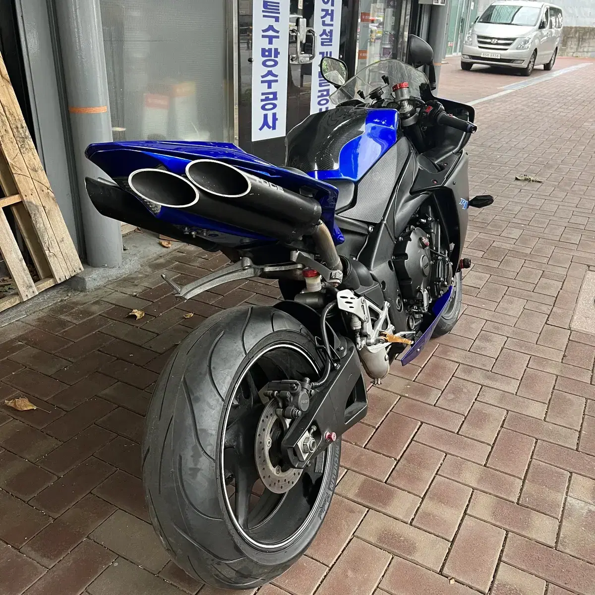 2010년식 YZF R1 판매합니다.