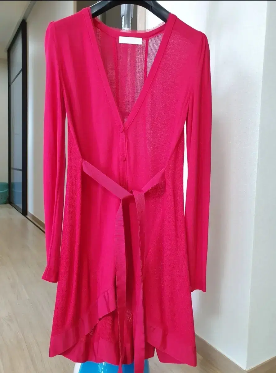 Jill Stuart Genuine Cardigan Cherry Pink FREE (available at department stores for around 400,000 won)