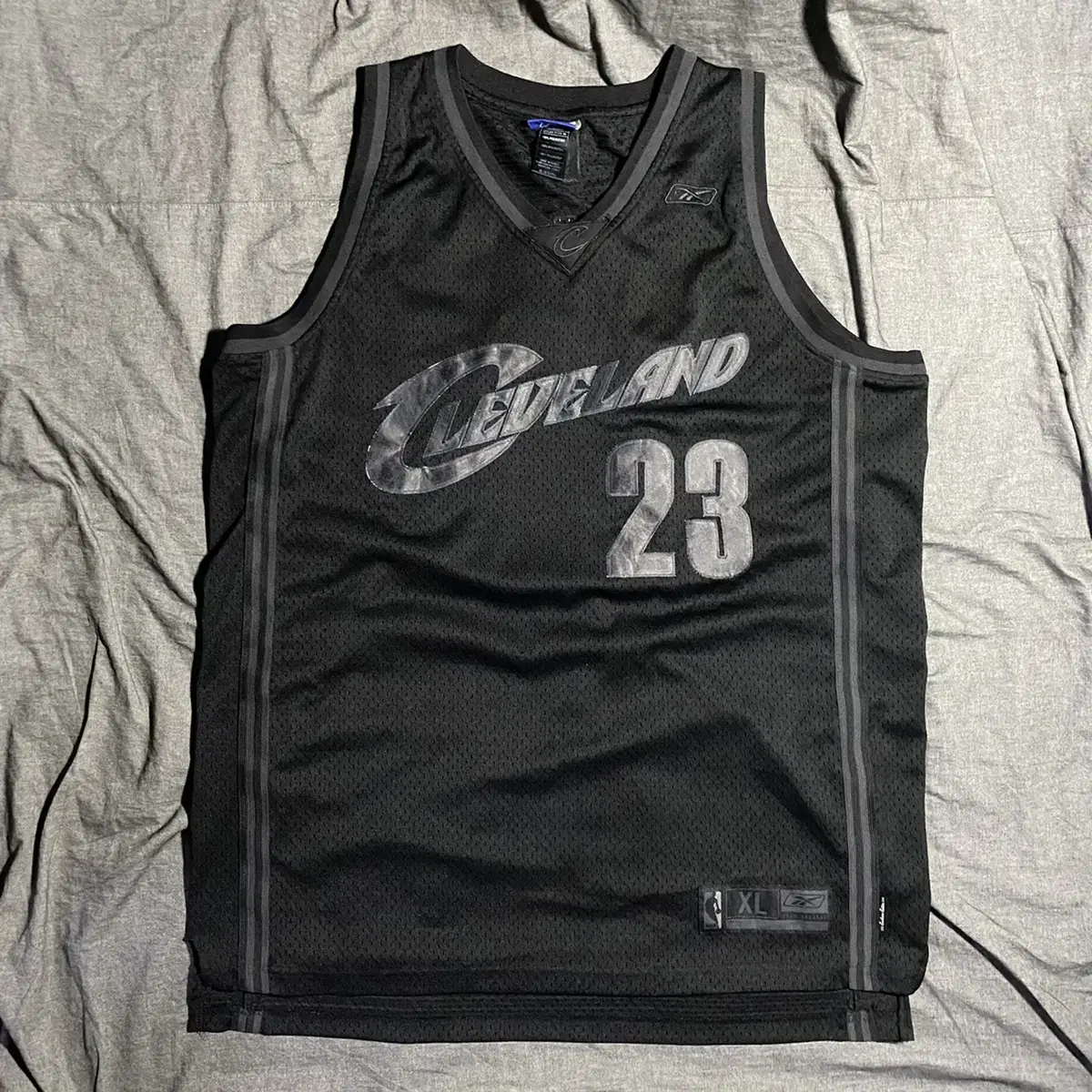 REEBOK X NBA C. Cavaliers Lebron Jersey