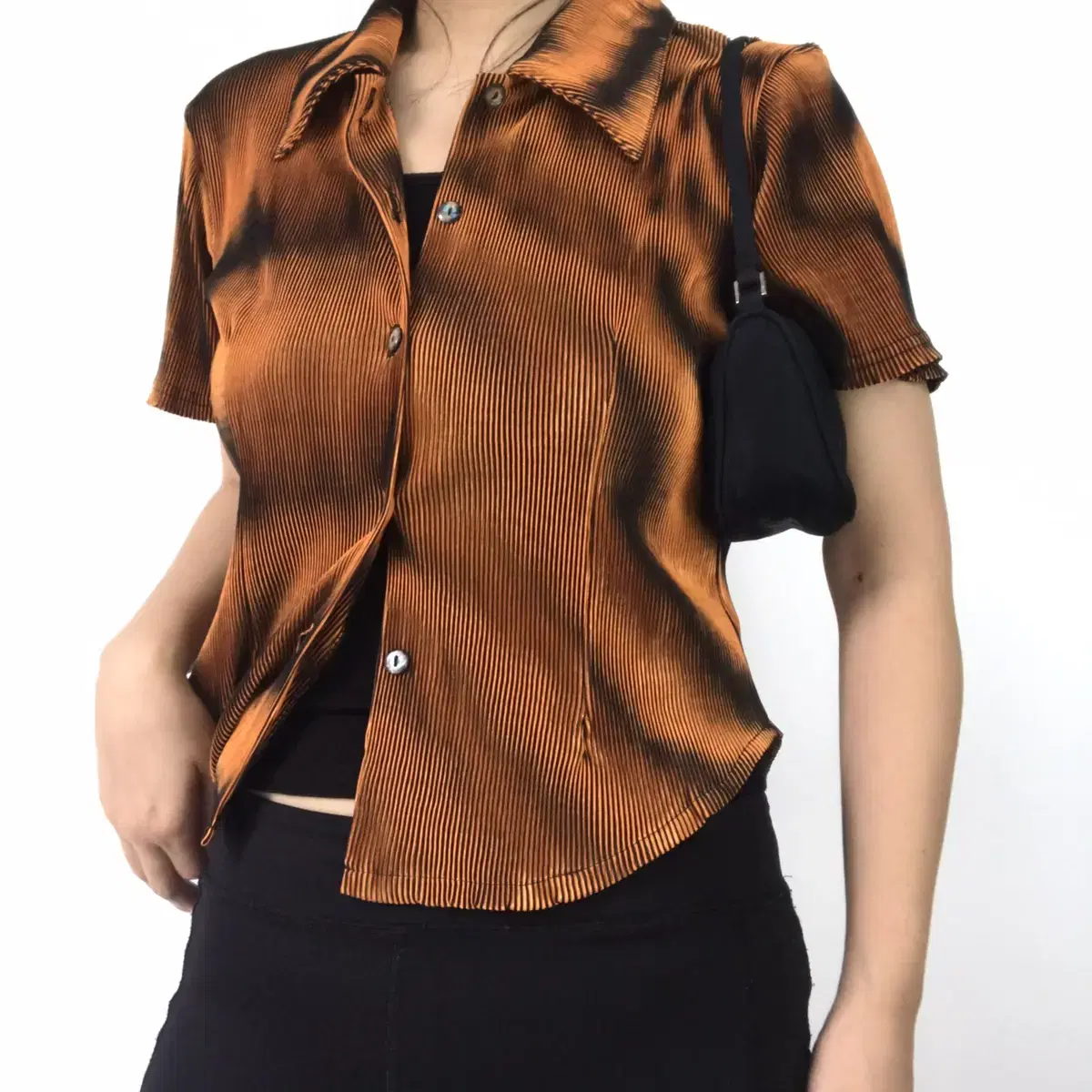 Y2K pleated print shirt