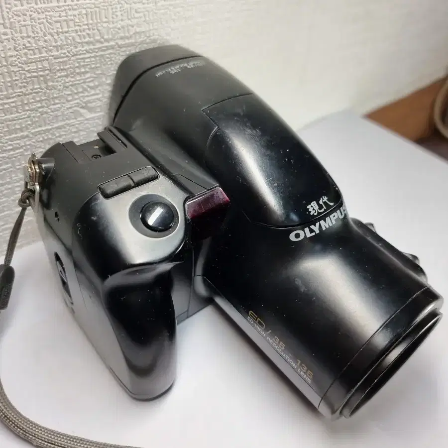 고급형 줌필카 / 현대 OLYMPUS IS - 2000 / 파격가