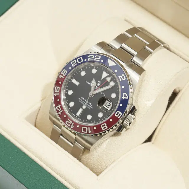 롤렉스 126710BLRO GMT-마스터 2 펩시맨 40mm