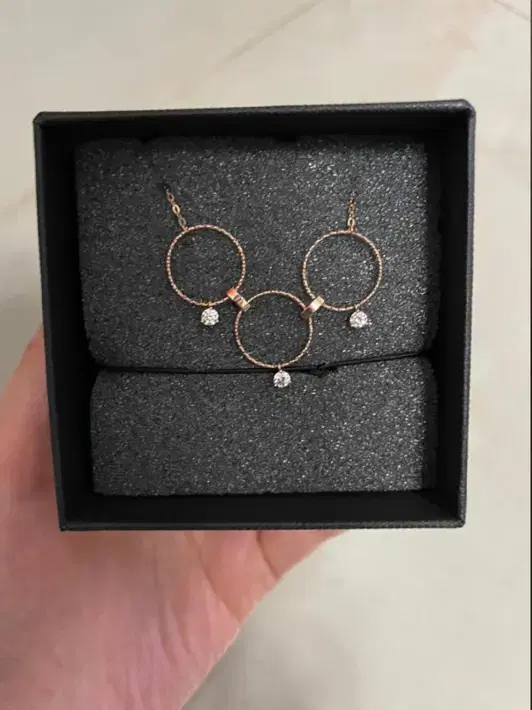 (full box of new) 14k anklets/bracelets