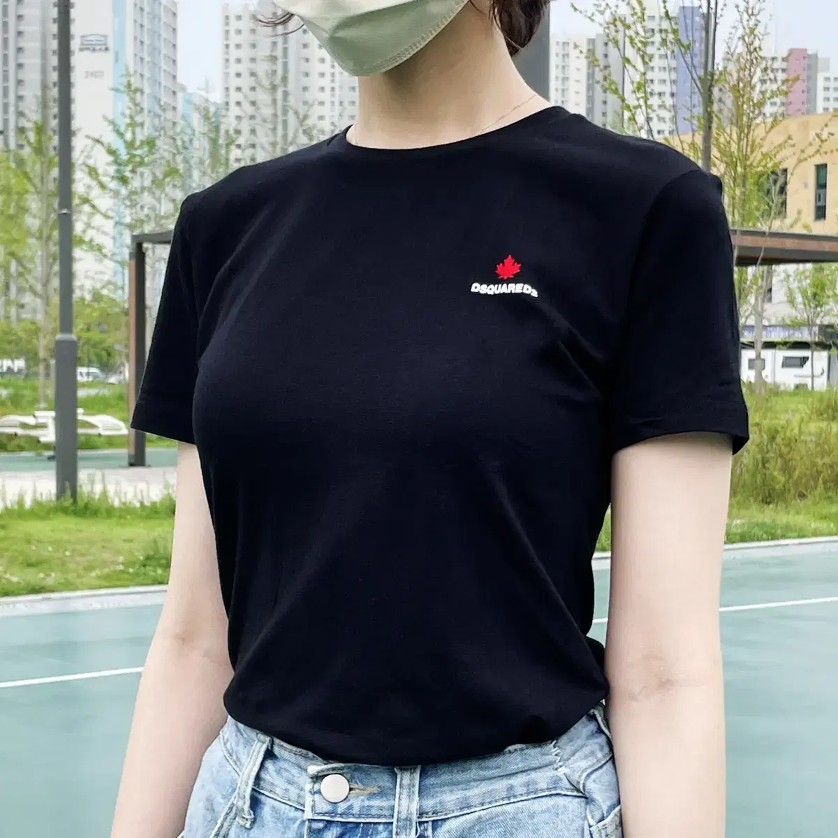 (정품)디스퀘어드2 여자 슬림핏 반팔 티셔츠