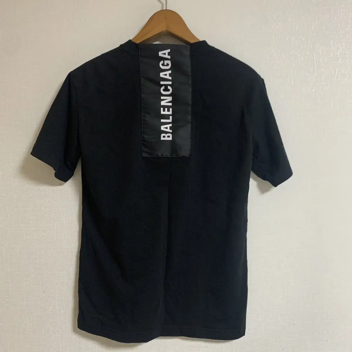 Balenciaga M size