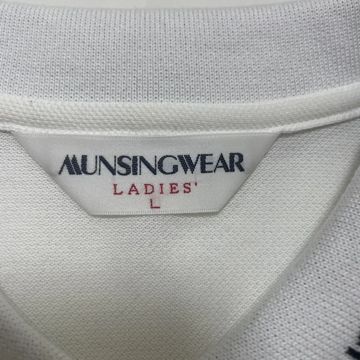 [MUNSINGWEAR] 먼싱웨어 카라티