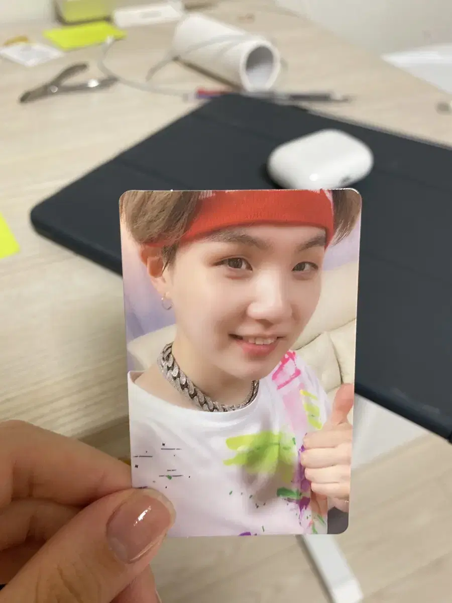 Price drop) Yoon Rare Photocard