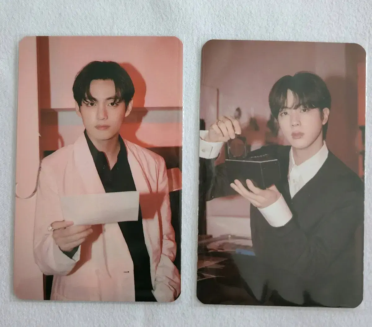 (Price drop)Bangtan powerstation ld Seokjin Taehyung photocard WTS