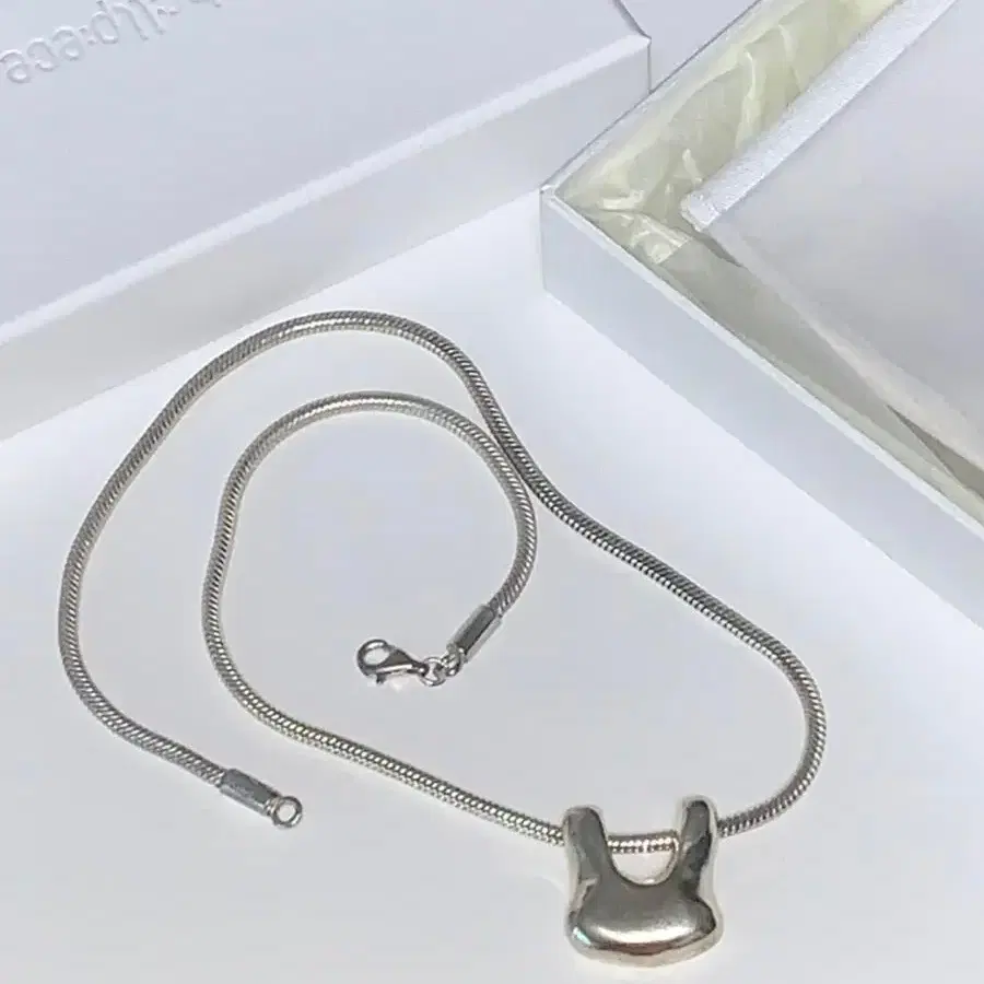 브릴피스 Classic hold necklace