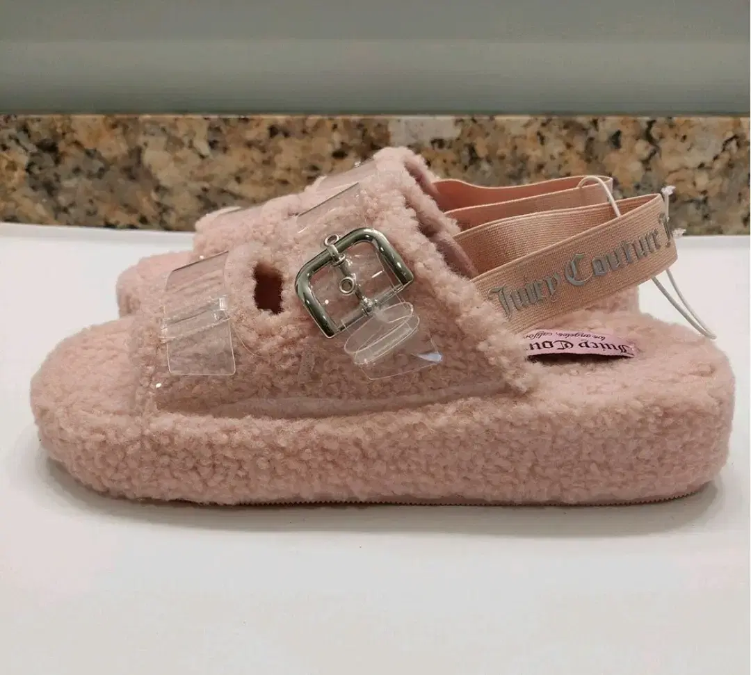 Pink fur top Juicy Couture fur sandals Loose fur sandals