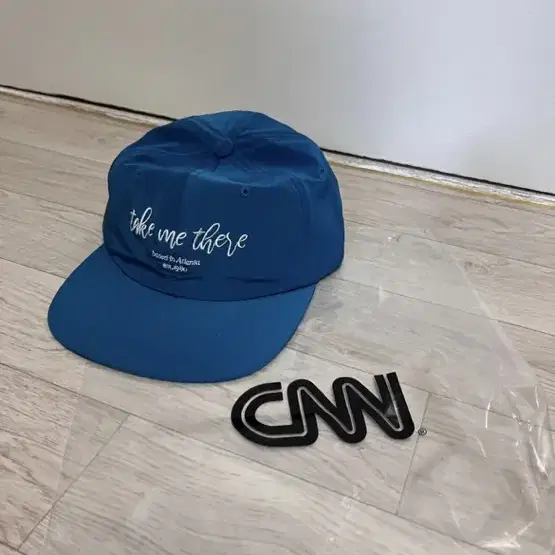 새제품 cnn 모자 캡프캡 블루