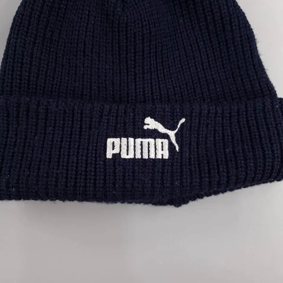 PUMA 퓨마 다크네이비 메인로고 울혼방 비니 숏비니 SIZE M-L