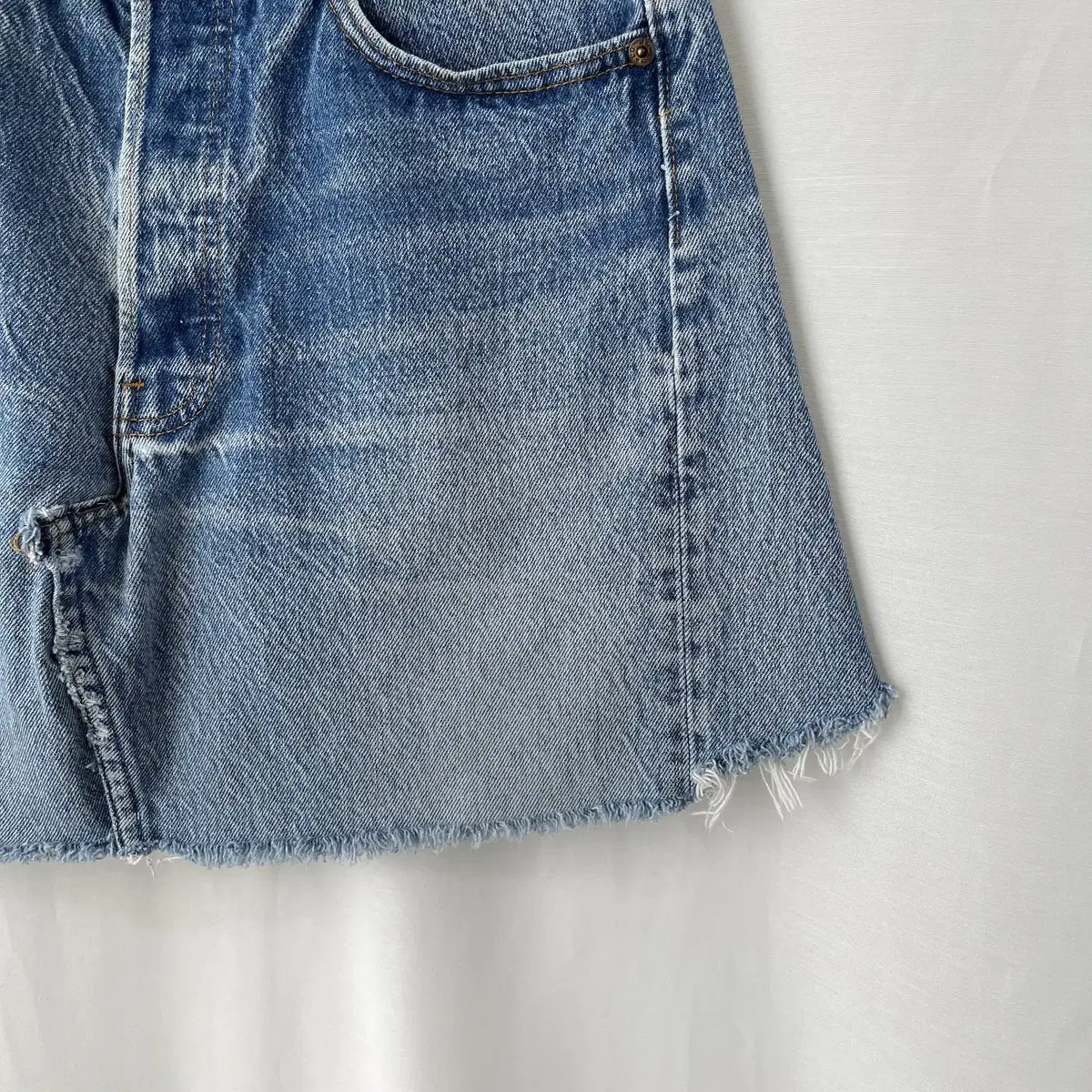 LEVI'S denim skirt ( made in USA )