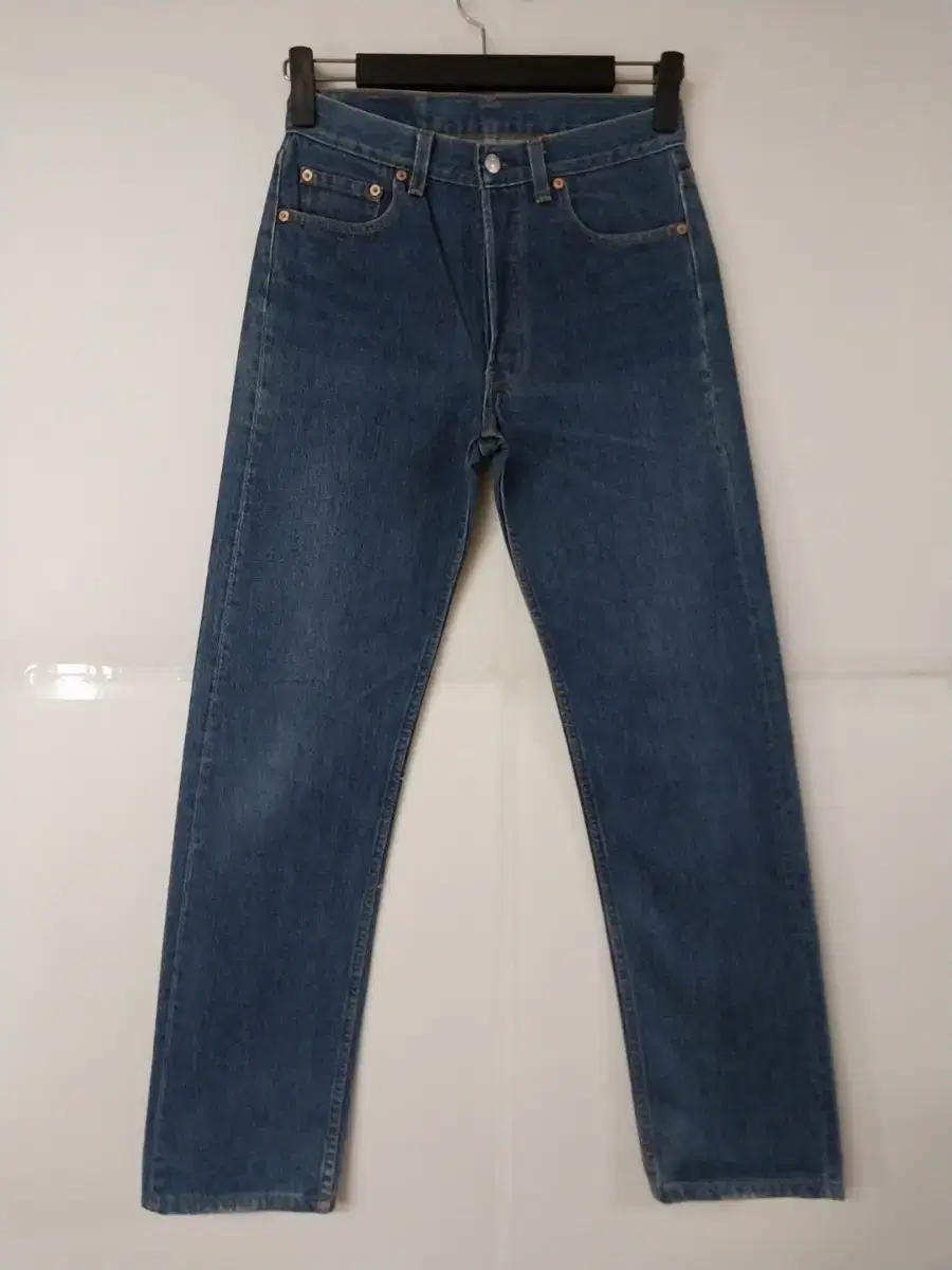 30) Levi's 501XX LVC Denim Wash USA Straight Leg Jeans