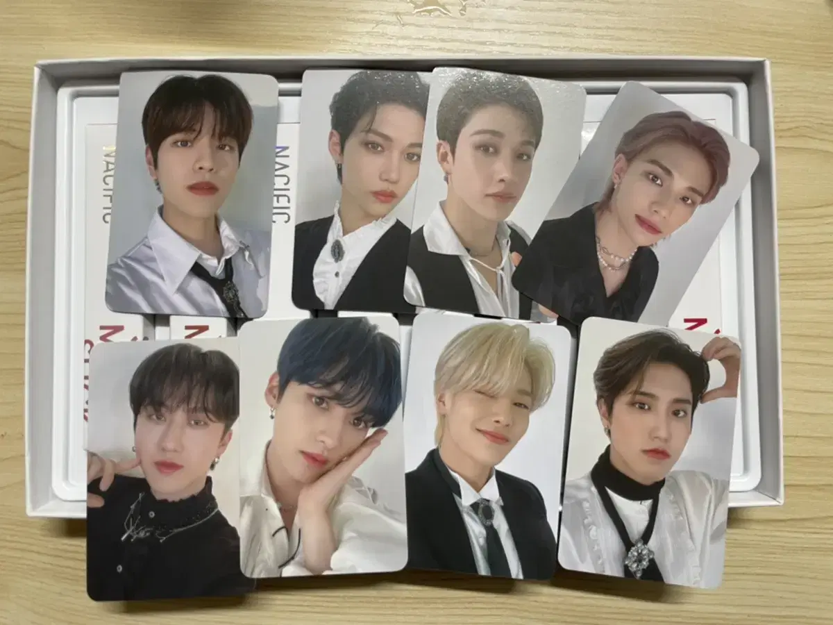 Straykids Pacific 11th Full Set + Cosmetic Skz