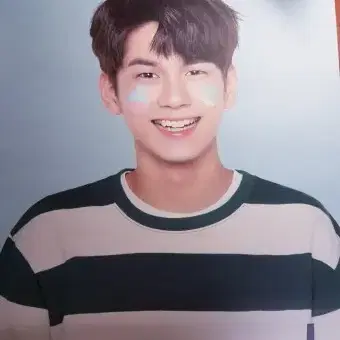 옹성우 포스터