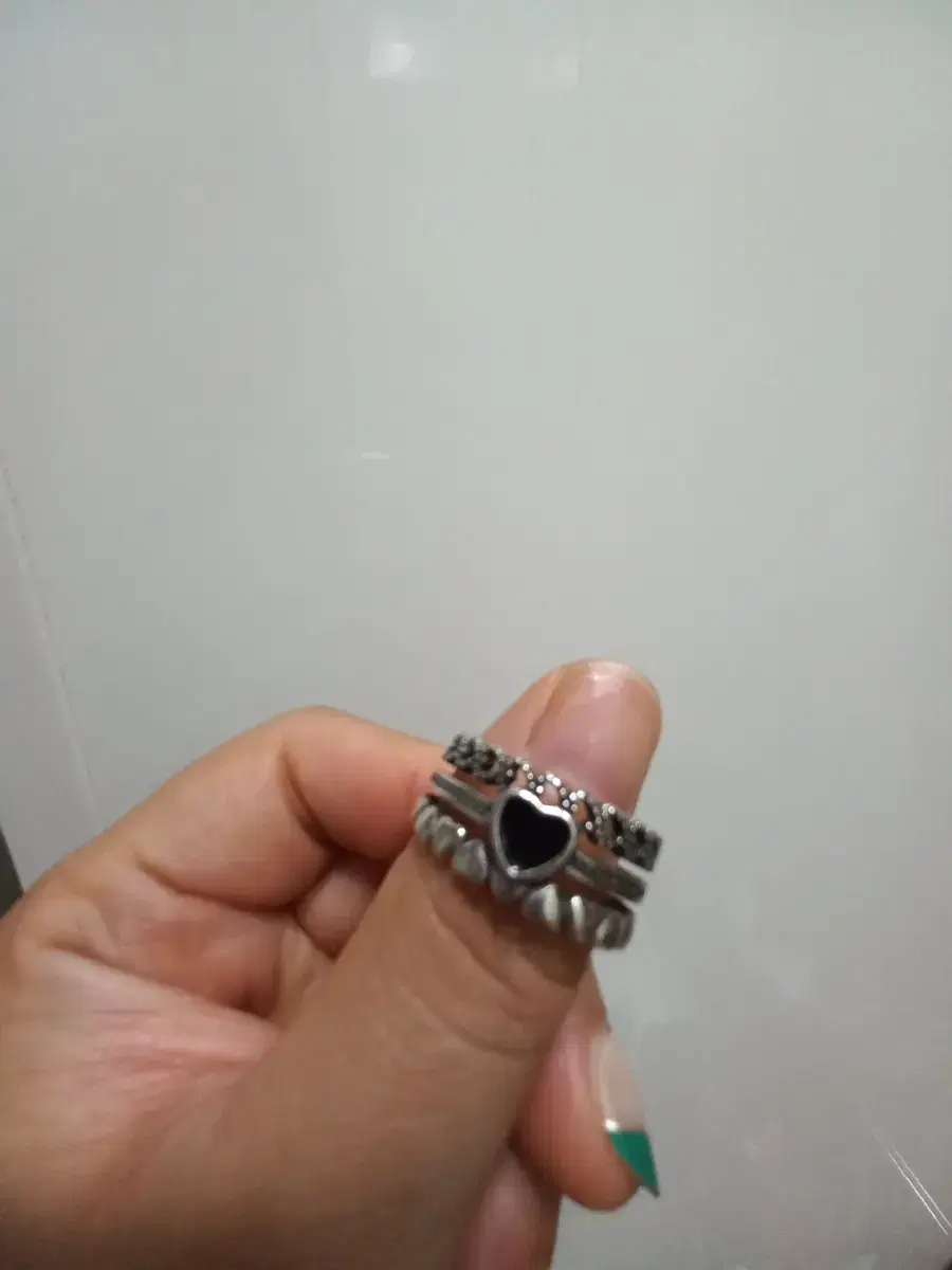 3 surgical steel rings (open rings)