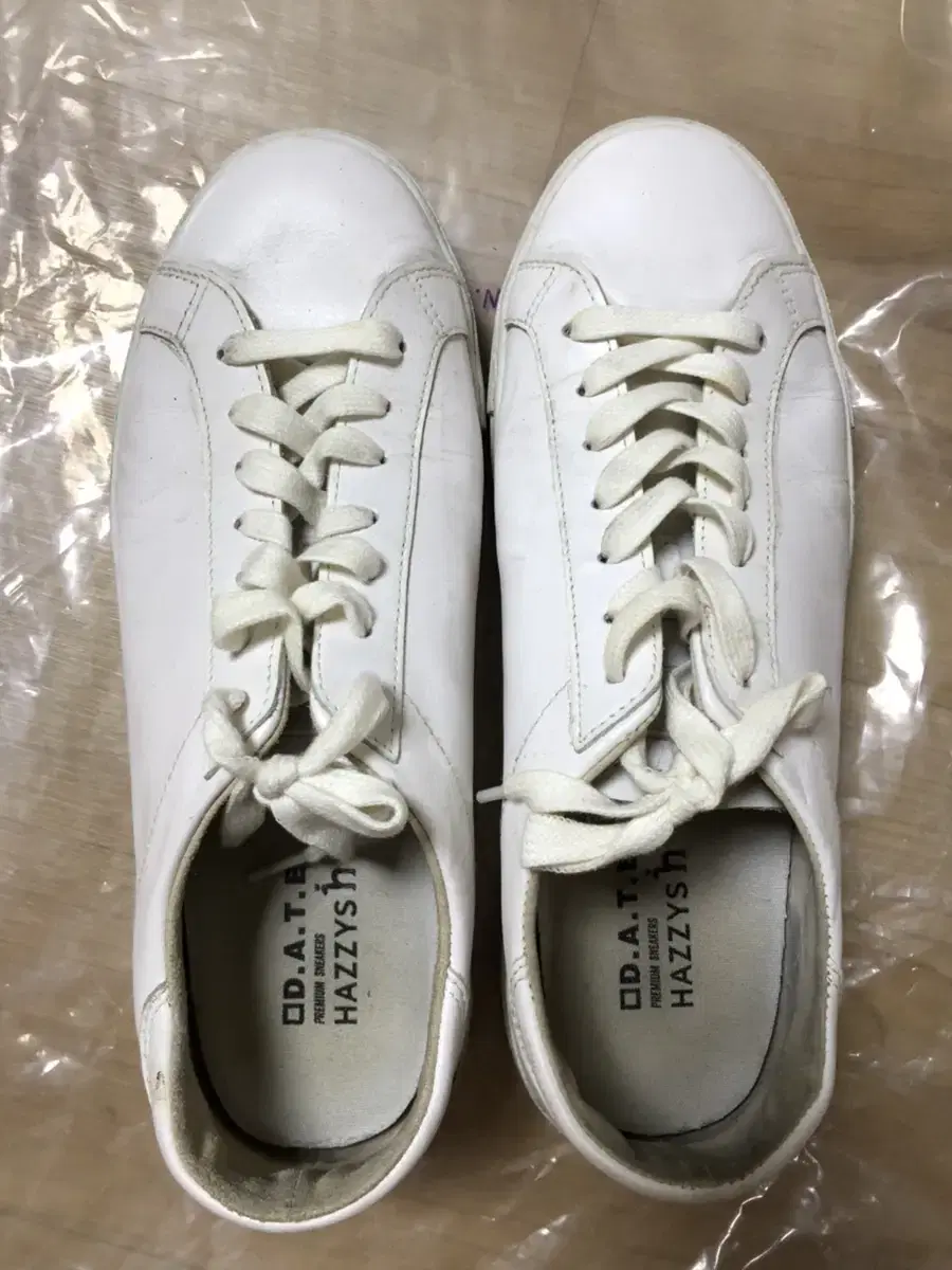 Hedges White Sneakers (270)