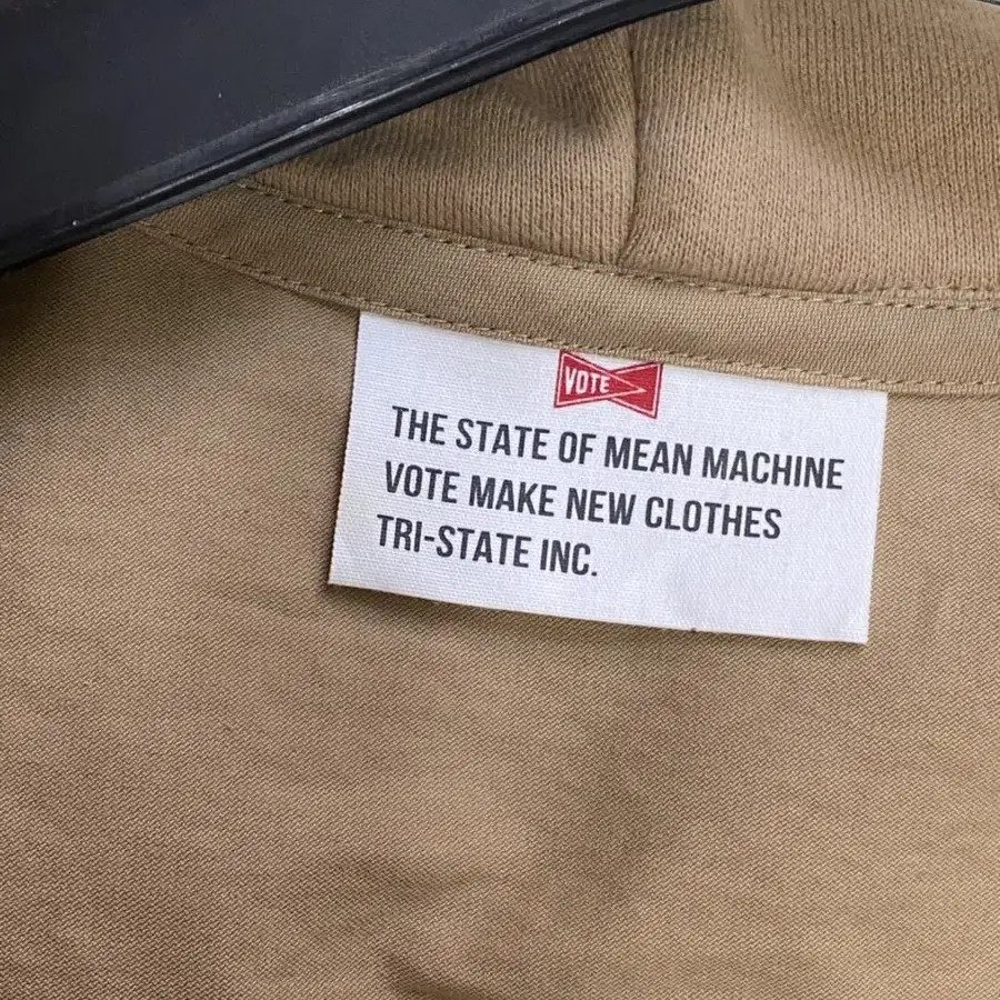 에크루 VOTE MAKE NEW CLOTHES 후드 셔츠 자켓