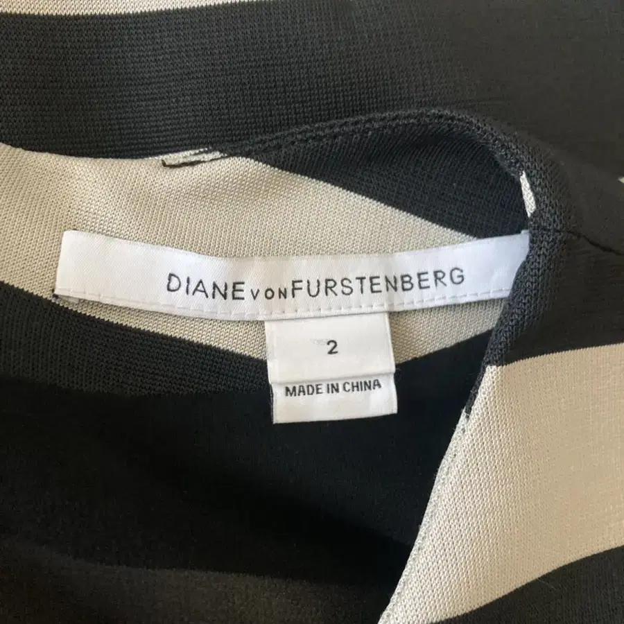 Diane von Furstenberg 다이앤본퍼스텐버그 스트라이프 원피