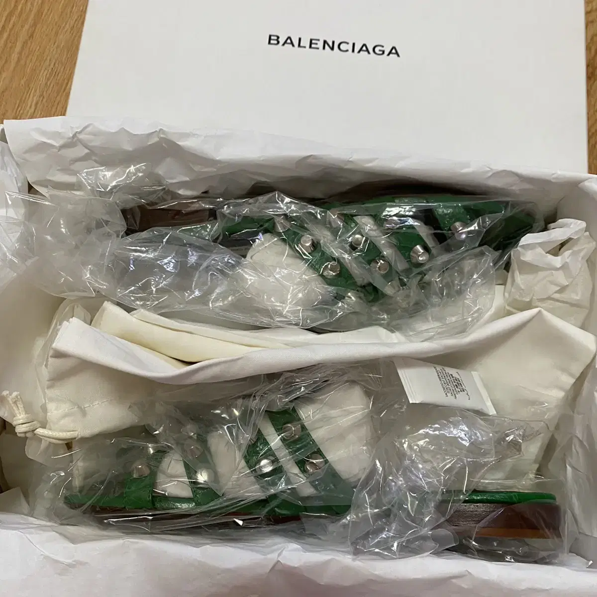 BALENCIAGA 발렌시아가 샌들 37.5사이즈 ( 국내 240 )