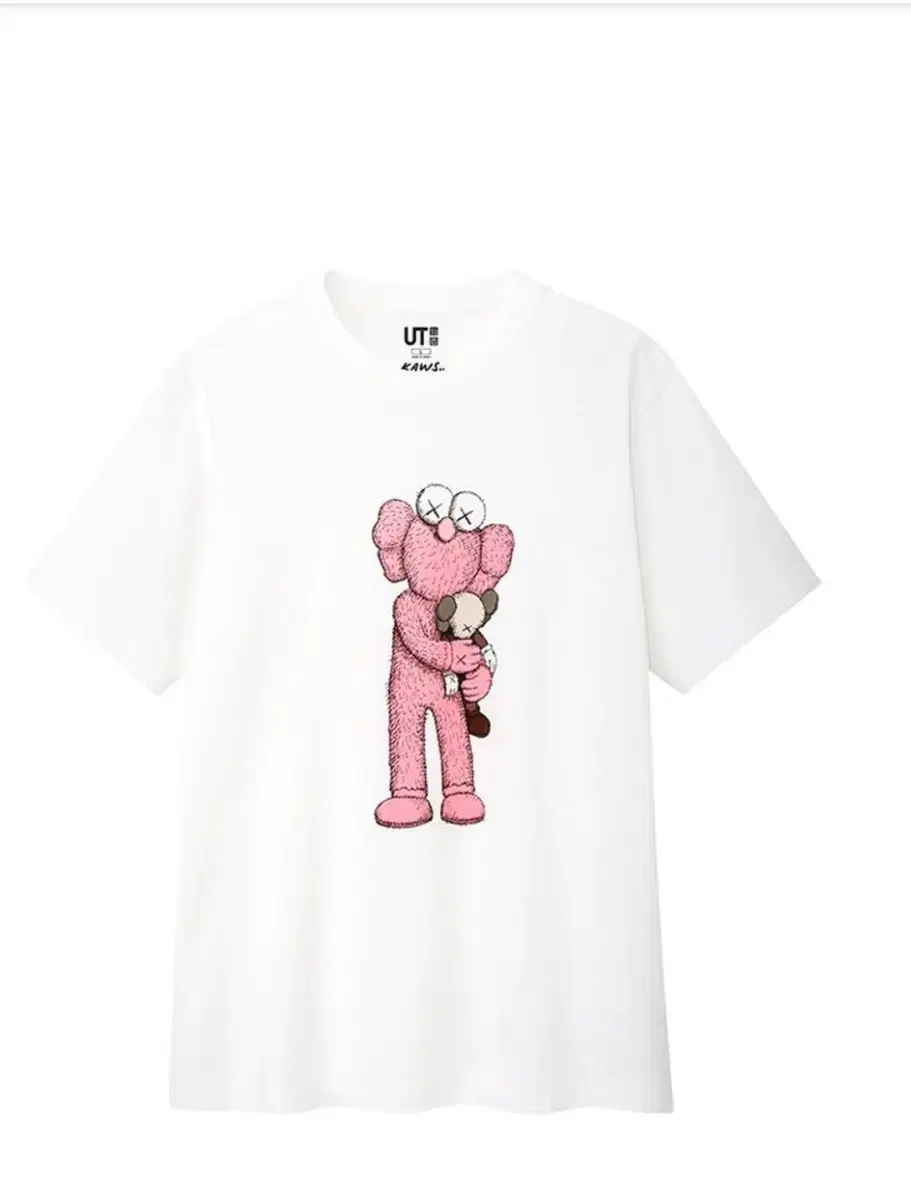 KAWS Kaus Uniqlo T-shirt New Arrivals