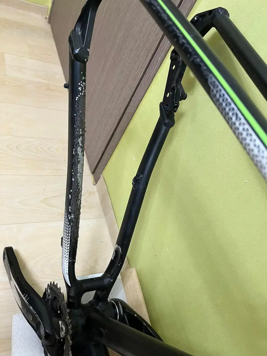 저사양 자전거 프레임 구입