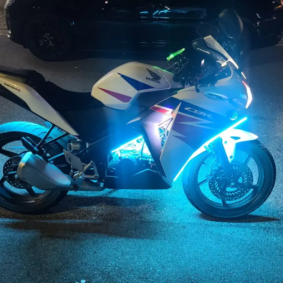 CBR125 2017년식 급매합니다