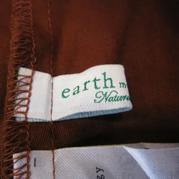 일본수입 earth Natural Label 가을컬러 예쁜 통바지 M