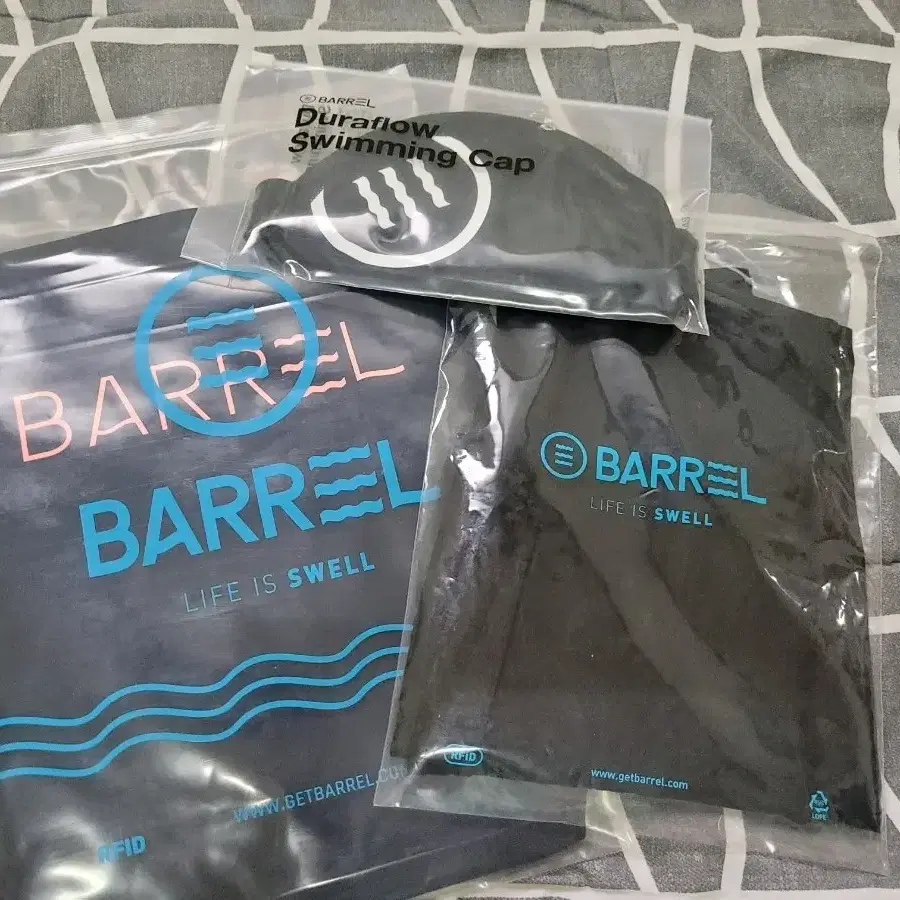 BARREL 배럴 수영복 세트 새상품 네고 가능