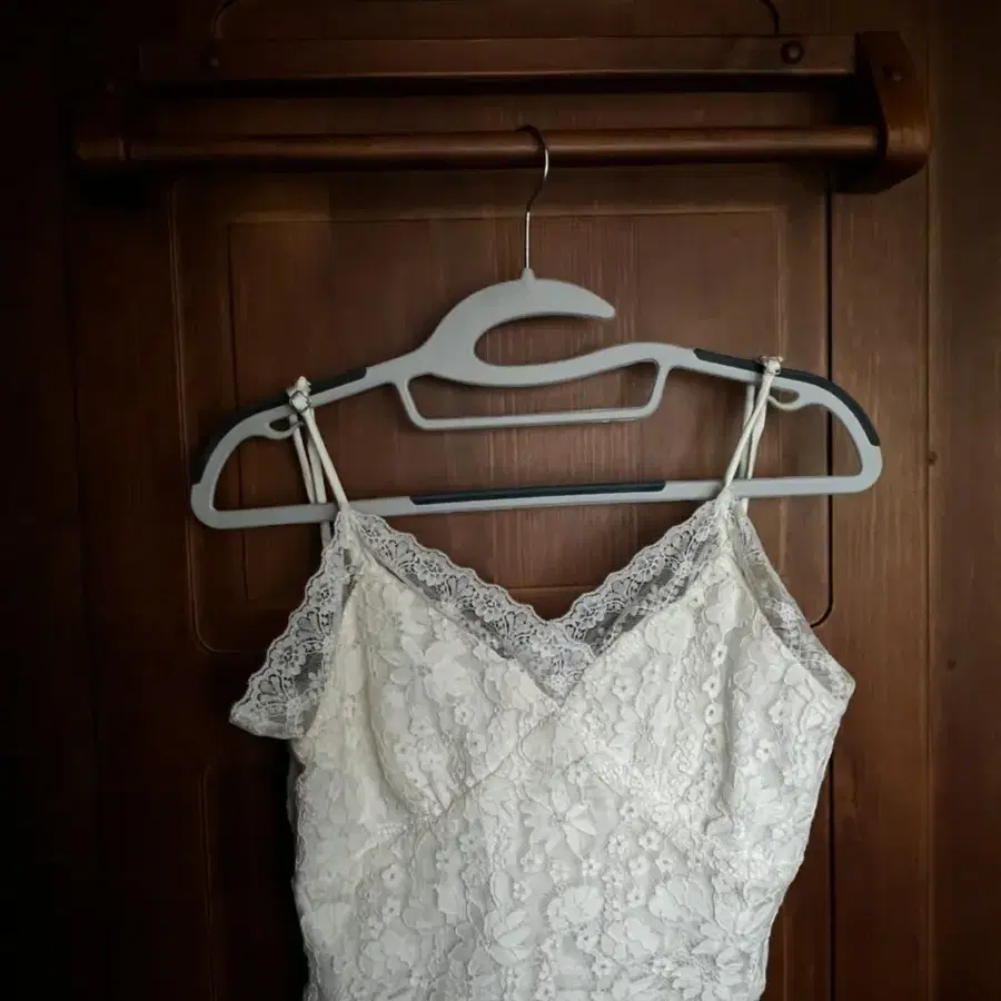 할인)페일솝 pure lace sleeveless