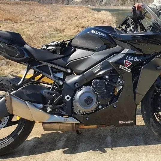 s1000gt  22년식 판매 합니다.