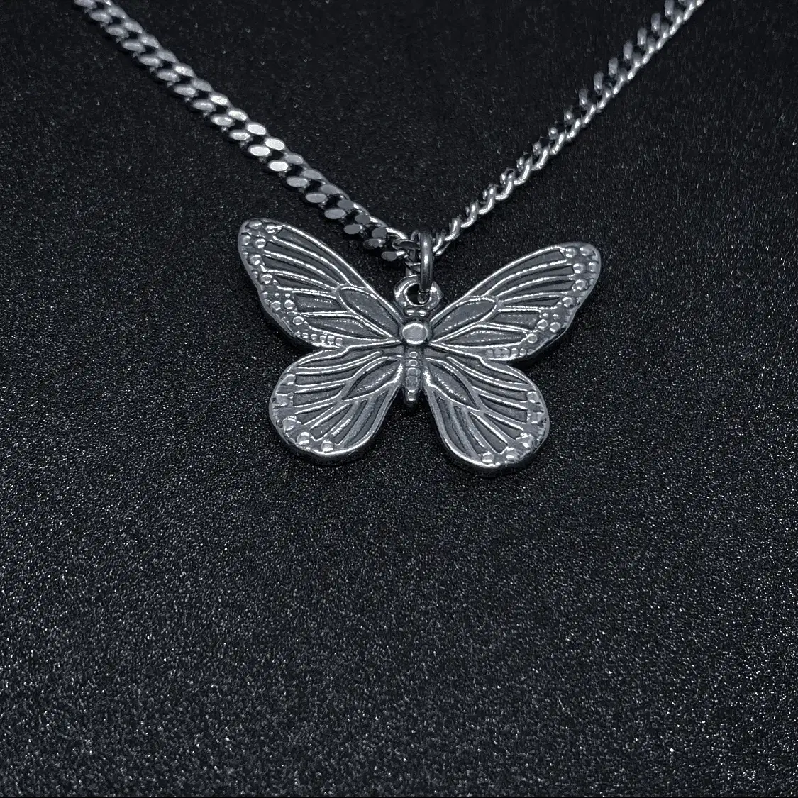 Metalbutterfly.2 목걸이