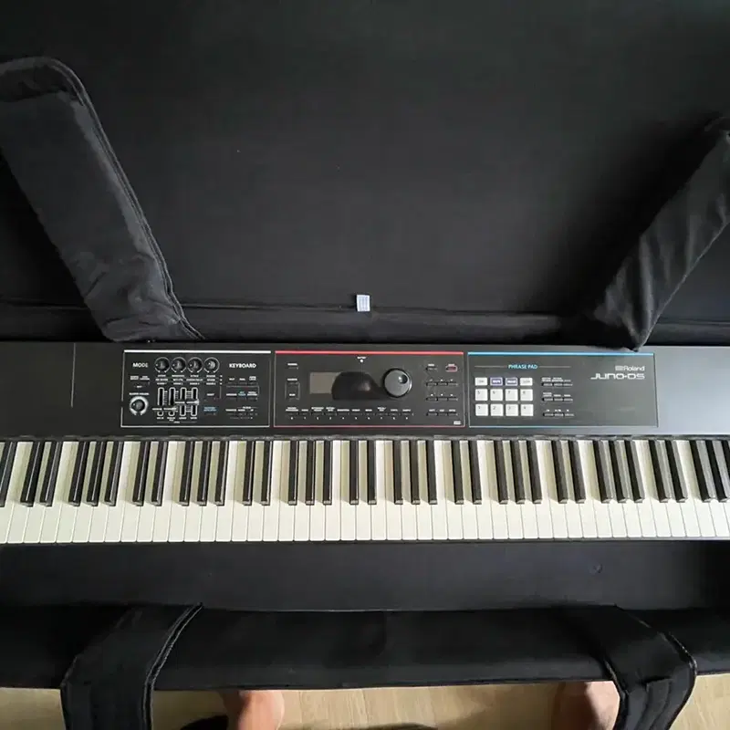 롤랜드 roland Juno-ds88 신디사이저 판매합니다