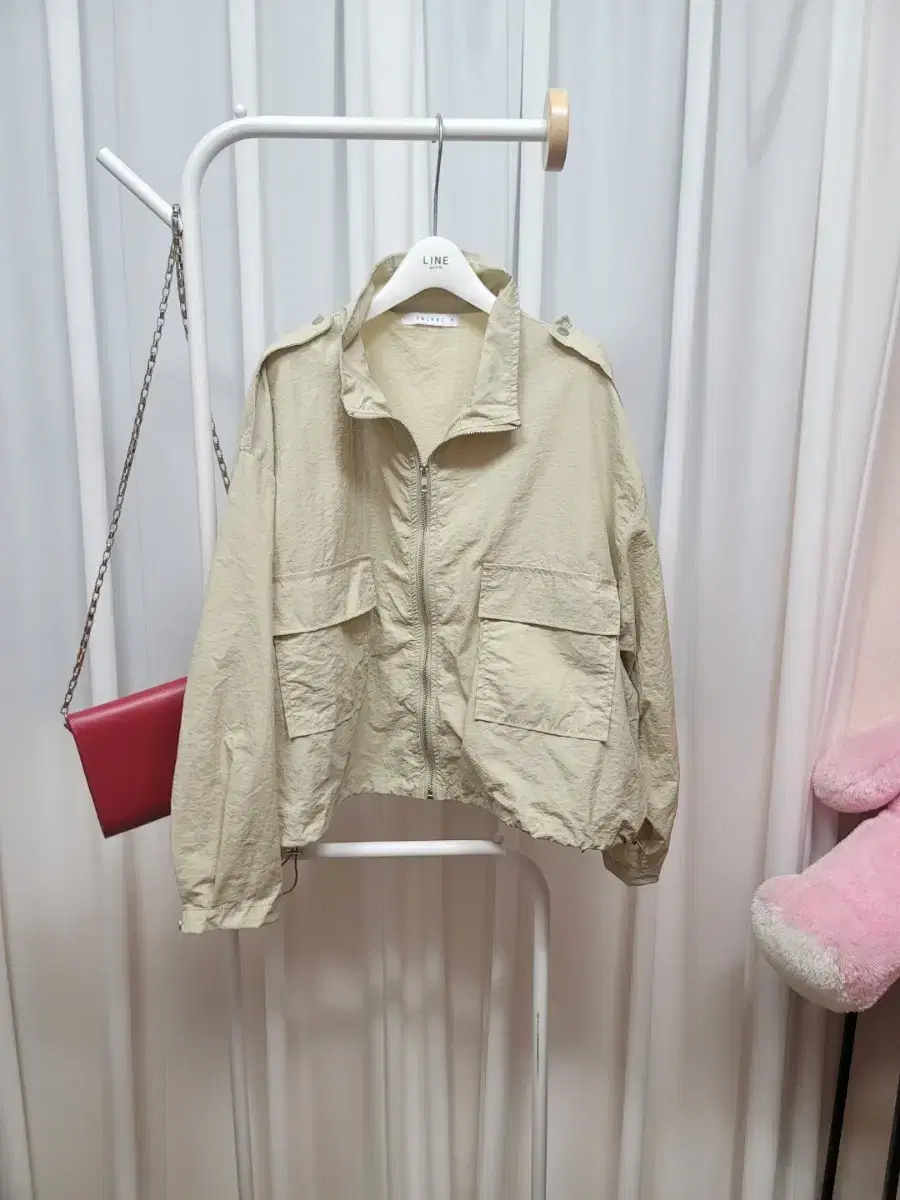 Two-pocket parka