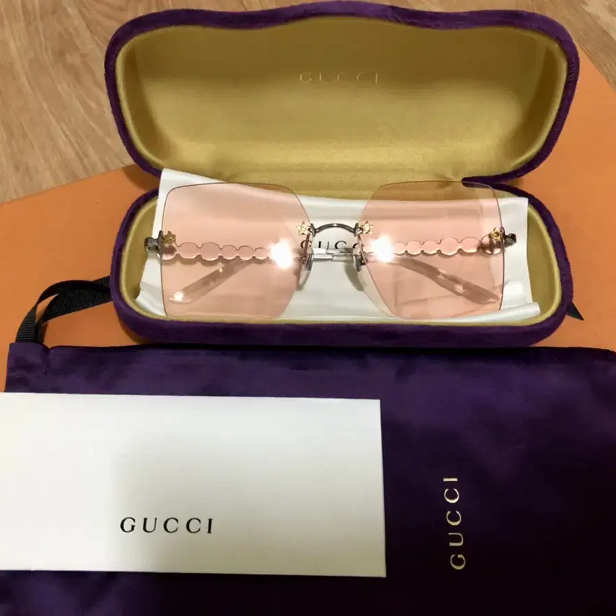 GUCCI  retro sunglasses