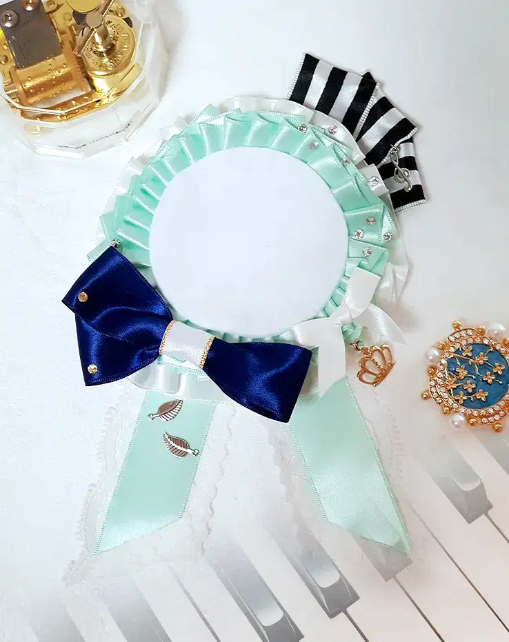 Mint-colored rosette (75 mm)