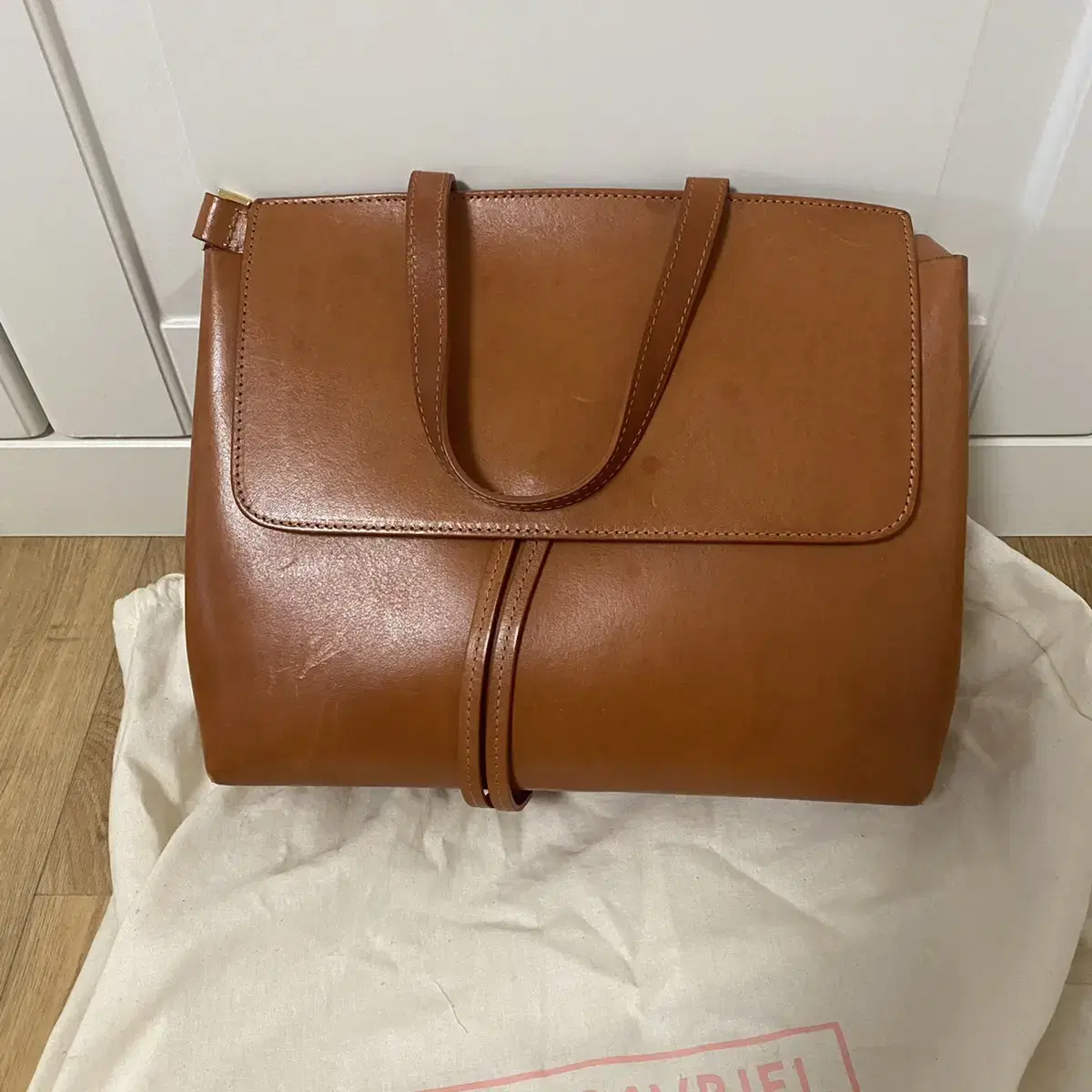 만수르가브리엘 mansur gavriel 가방