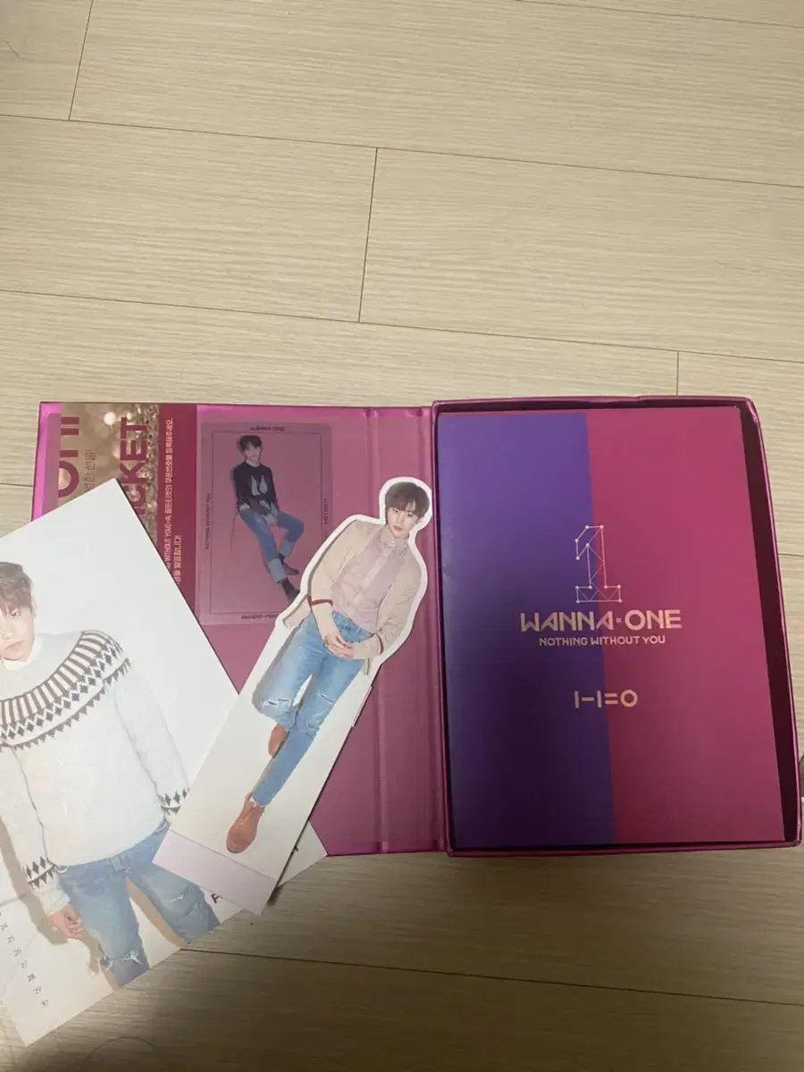 Wanna One album sell (bulk)