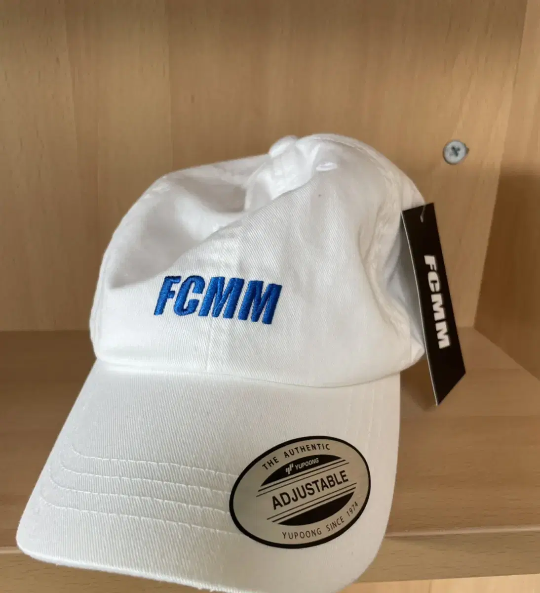 fcmm 화이트 모자 볼캡