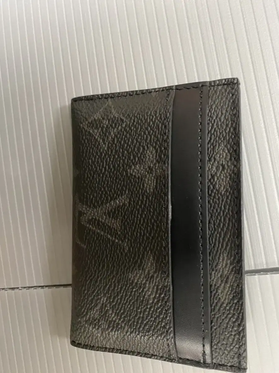 Louis Vuitton kard wallet