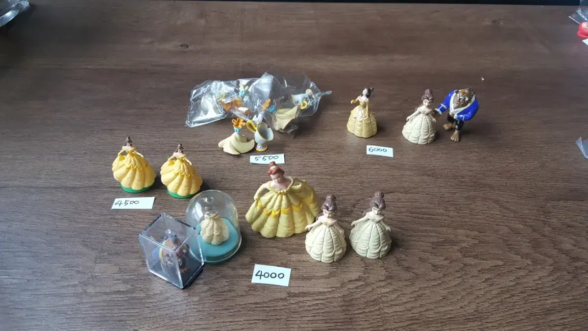 Disney Beauty and the Beast Figure Gacha 4.4.5 5.5 6.